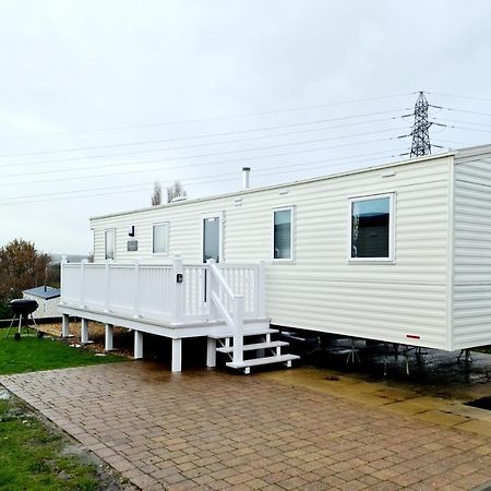 Escape City Caravan Lytchett Minster 外观 照片